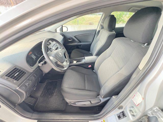 TOYOTA Avensis 2.0 D-4D KM E MOTORE ORIGINALI TAGLIANDI CERTIFICA