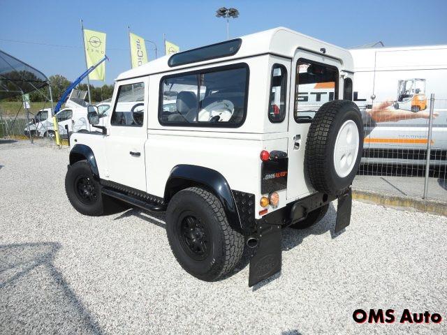 LAND ROVER Defender 90 2.5 Td5 Station Wagon S - N1 Neopatentati