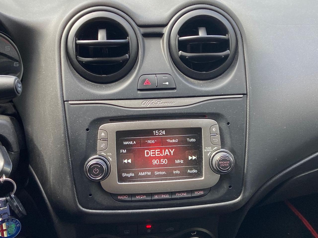 Alfa Romeo MiTo Distinctive 1.3 JTDM 16V EC #10374