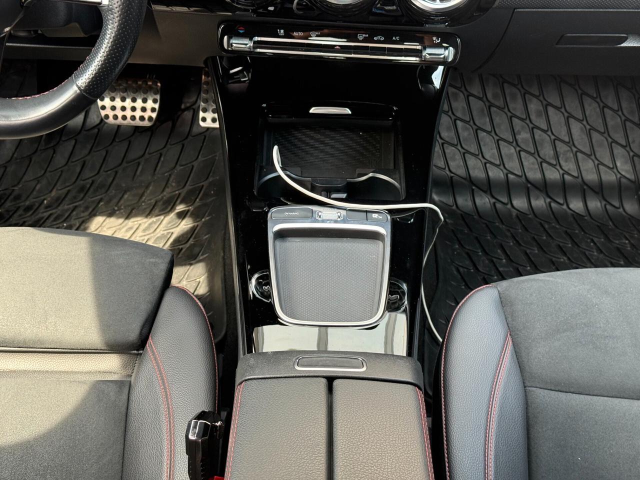 Mercedes-benz CLA 200 d Automatic AMG Line Premium Plus