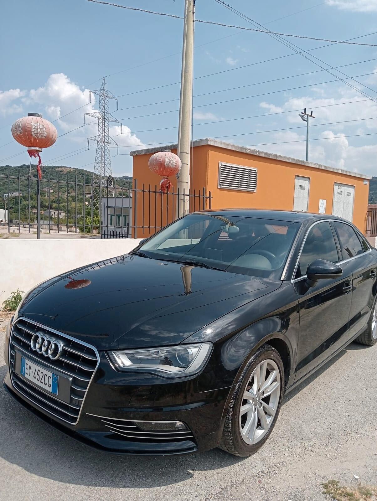 Audi A3 Sedan 1.6 TDI clean diesel quattro edition