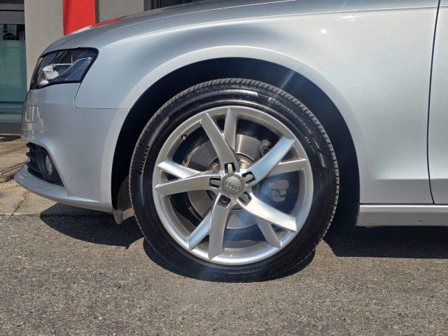 AUDI A4 Avant 2.0 TDI 120 CV GANCIO TRAINO 18" UnicoPropie