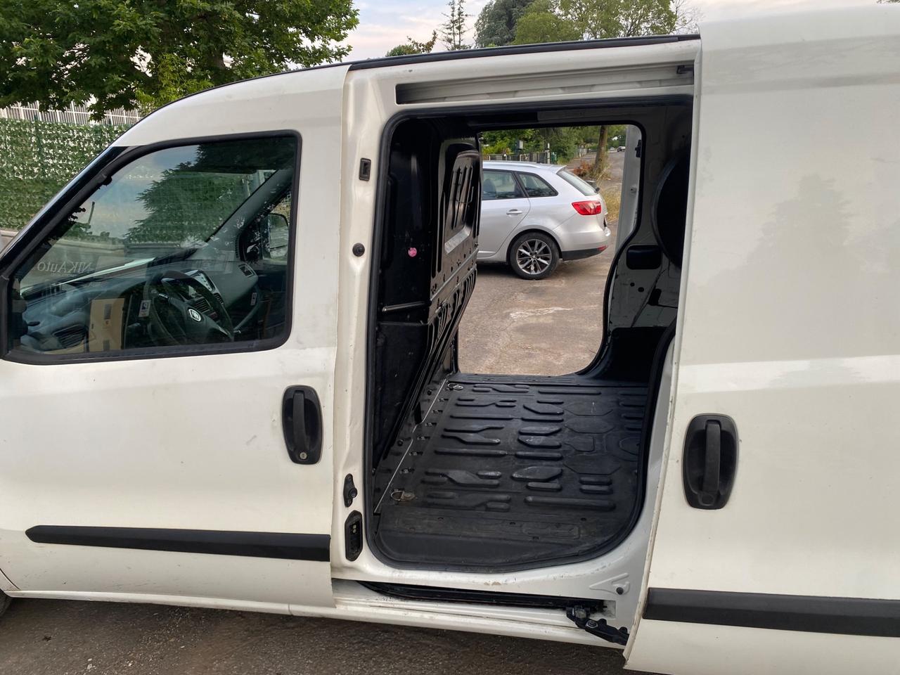 Fiat Doblo Doblò 1.4 T-Jet Natural Power PL-TN Cargo Maxi Lamierato