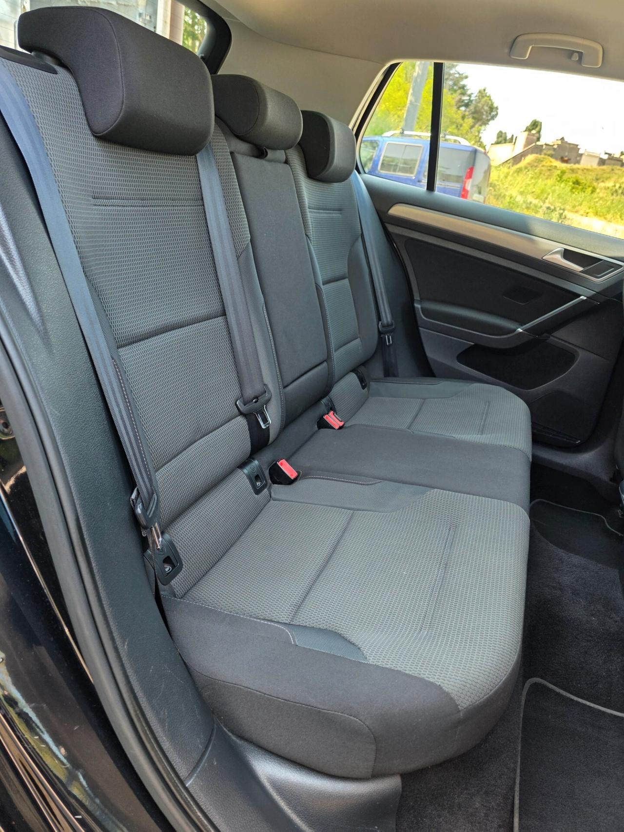 Volkswagen Golf 1.6 TDI 5p. Highline BlueMotion Technology