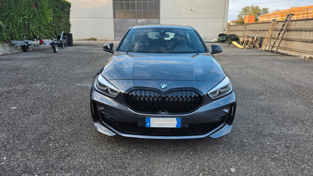 Bmw 118 118i 5p. Msport