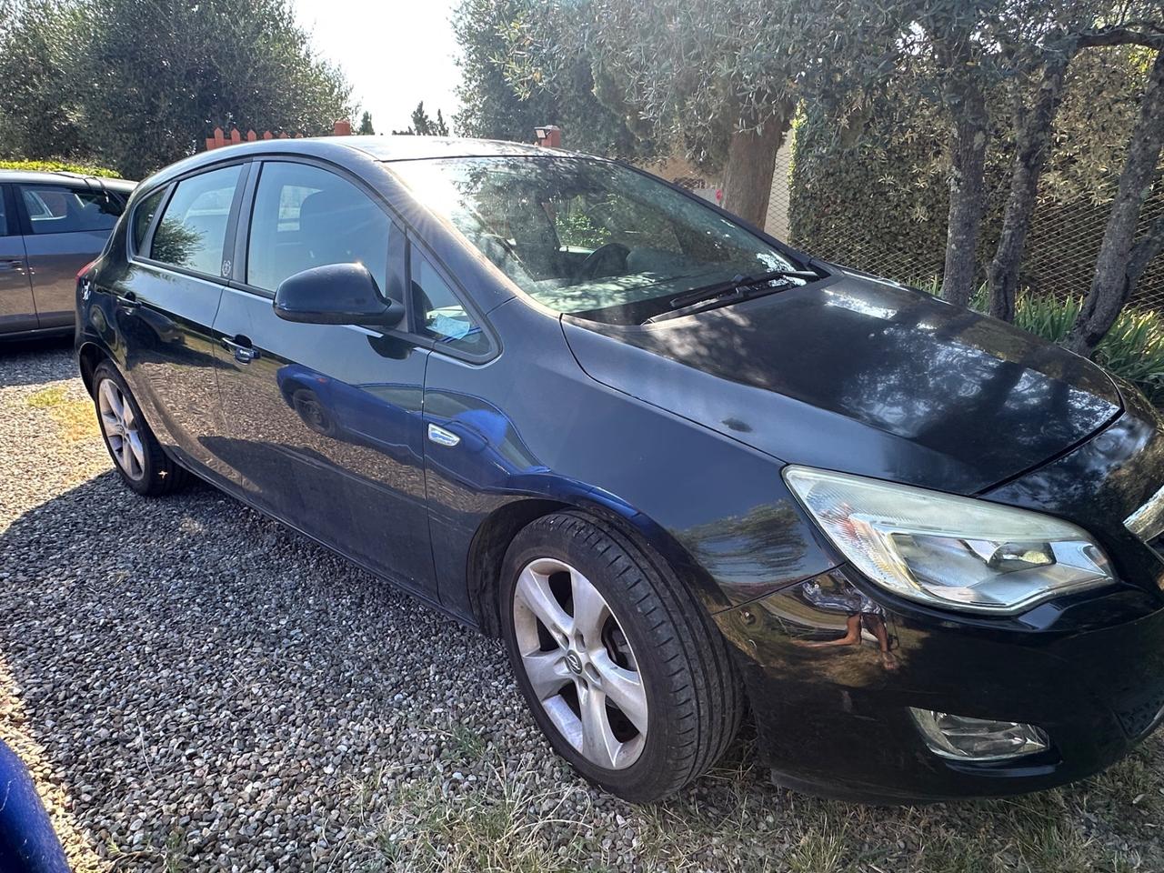 Opel Astra 1.4 100CV 5 porte Cosmo