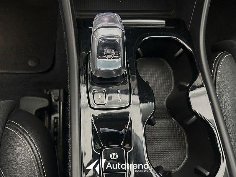 Volvo XC40 D3 150 CV AWD Automatica NAVI LED Inscription N1 Autocarro