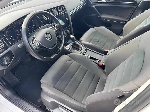 Volkswagen Golf 5p 2.0 tdi executive 150cv dsg