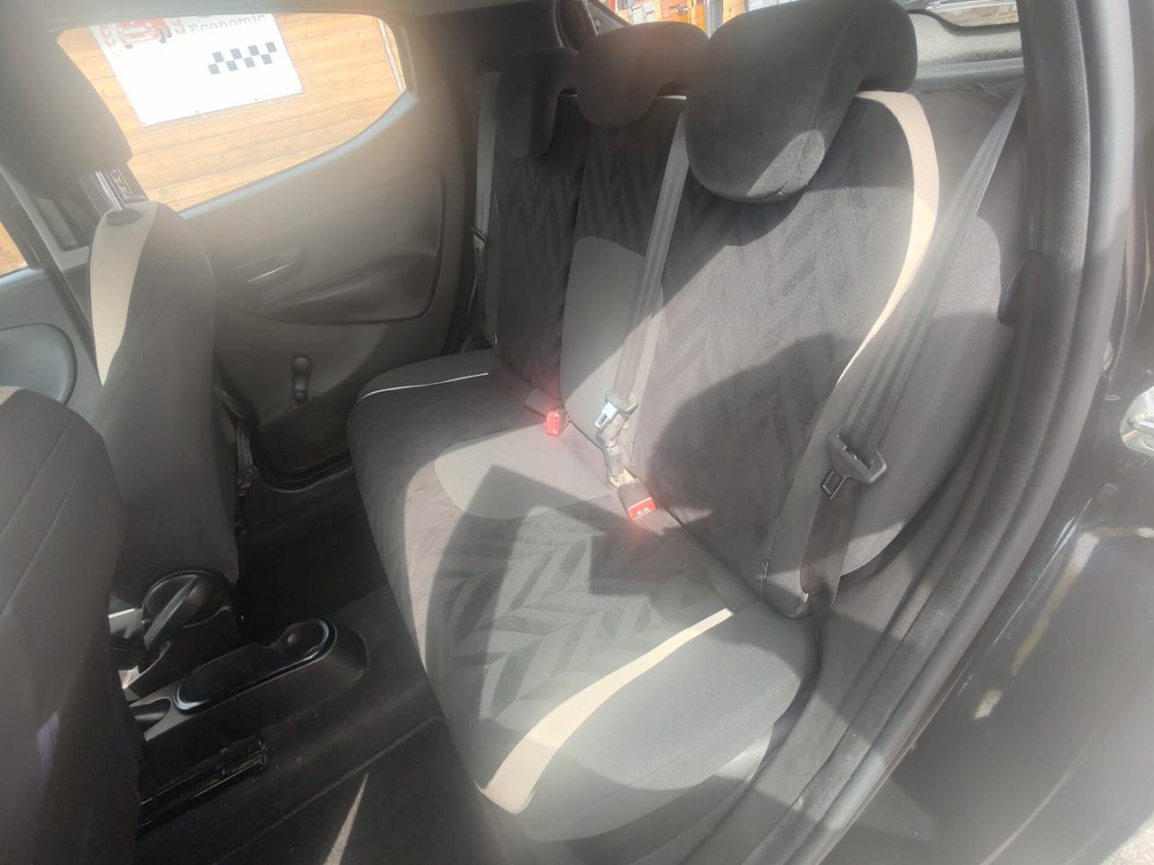 Lancia Ypsilon 1.2 69 CV 5 porte Gold, BENZINA, OK NEOPATENTATI, GARANZIA L.12 MESI