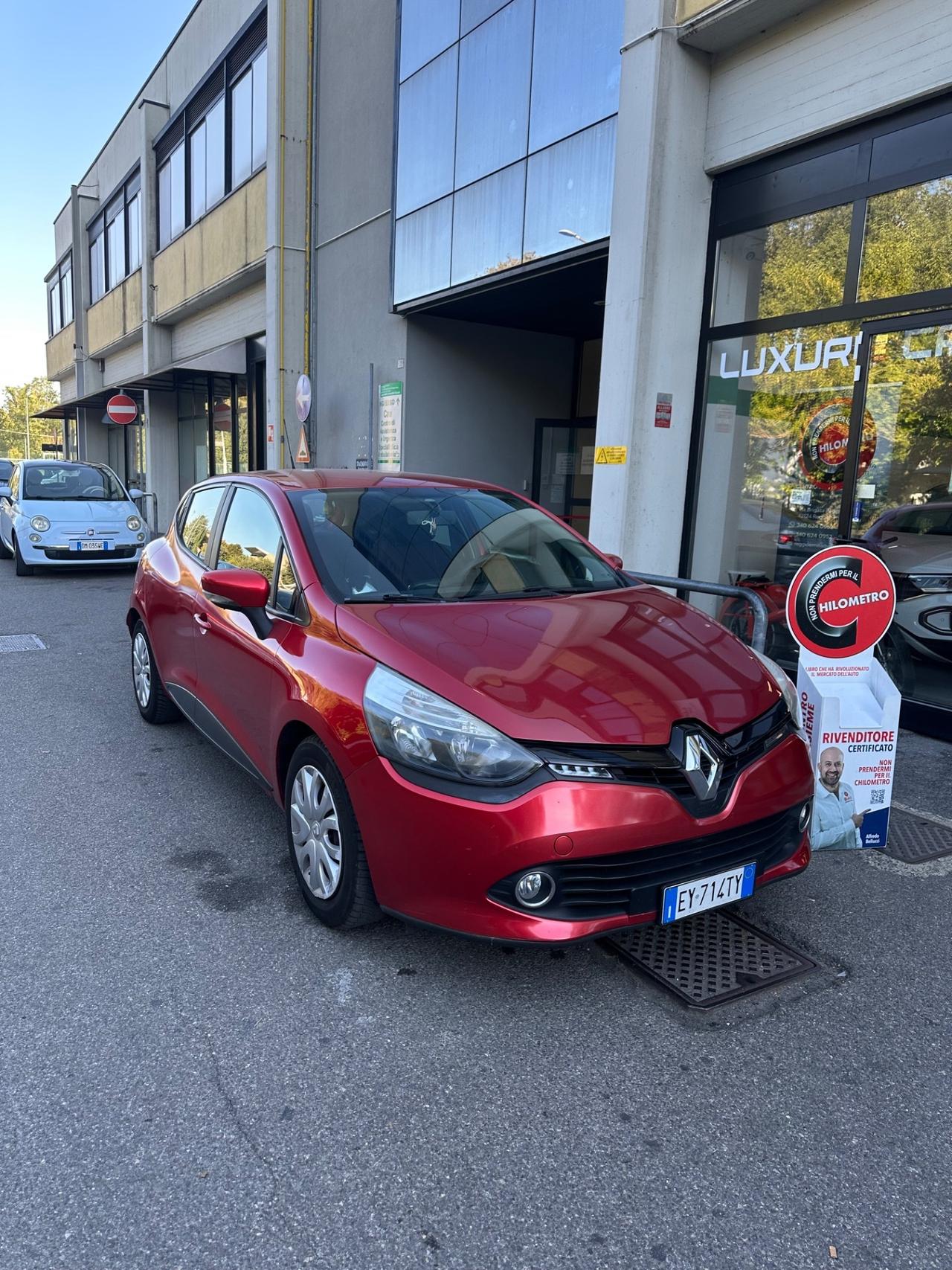 Renault Clio 1.2 75CV 5 porte Wave