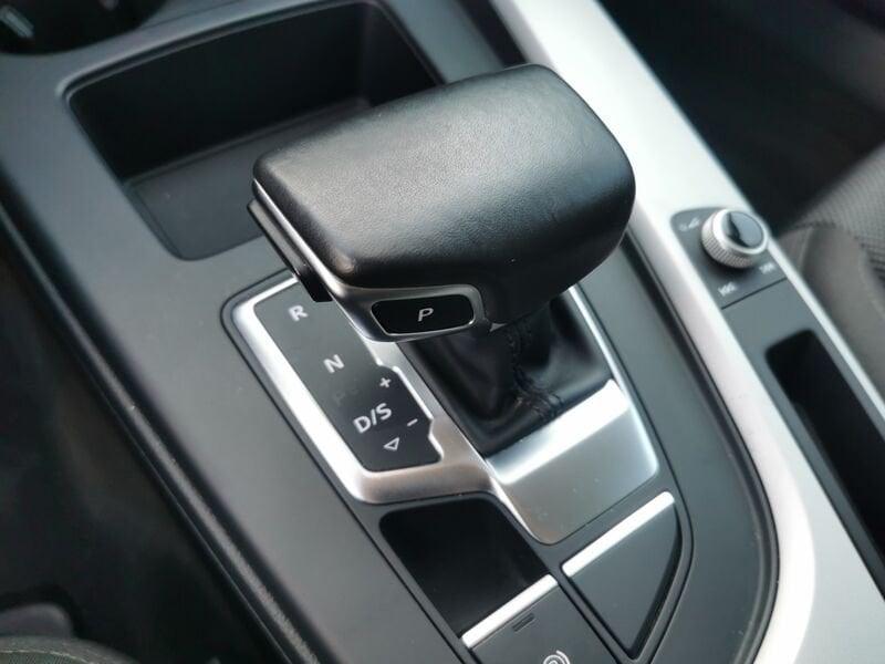 Audi A4 A4 Avant 35 TDI/163 CV S tronic Business Advanced