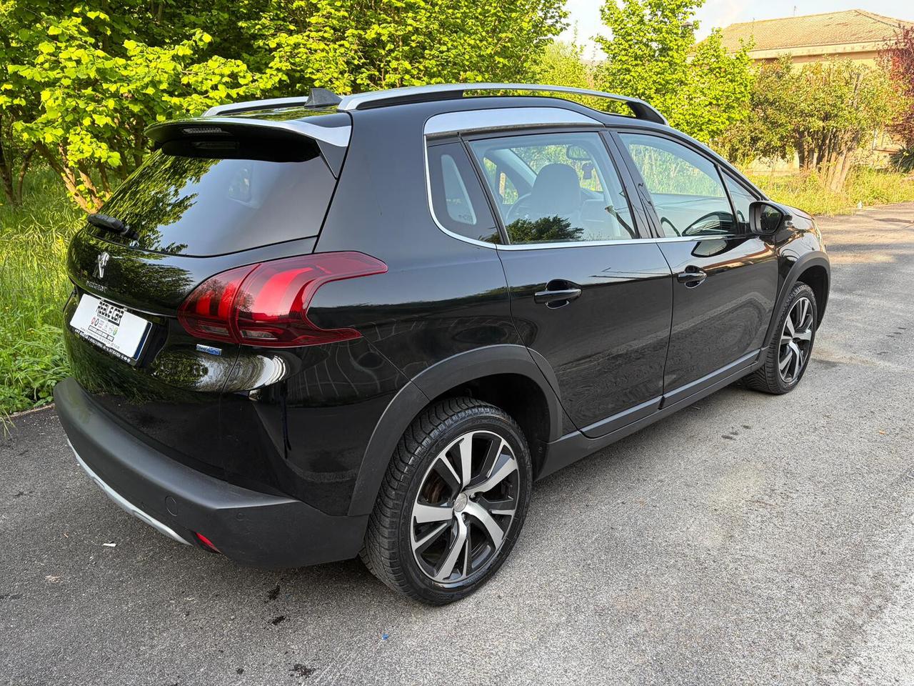 Peugeot 2008 1.6 BlueHDi 120cv S&S tetto Allure