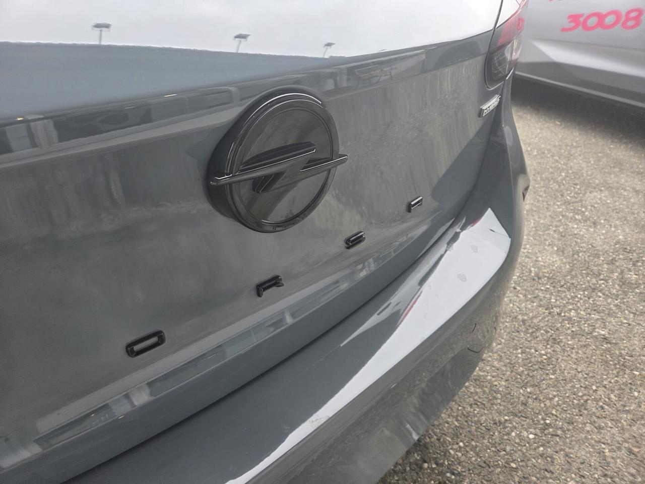 Opel Corsa Hybrid 110 CV aut. GS