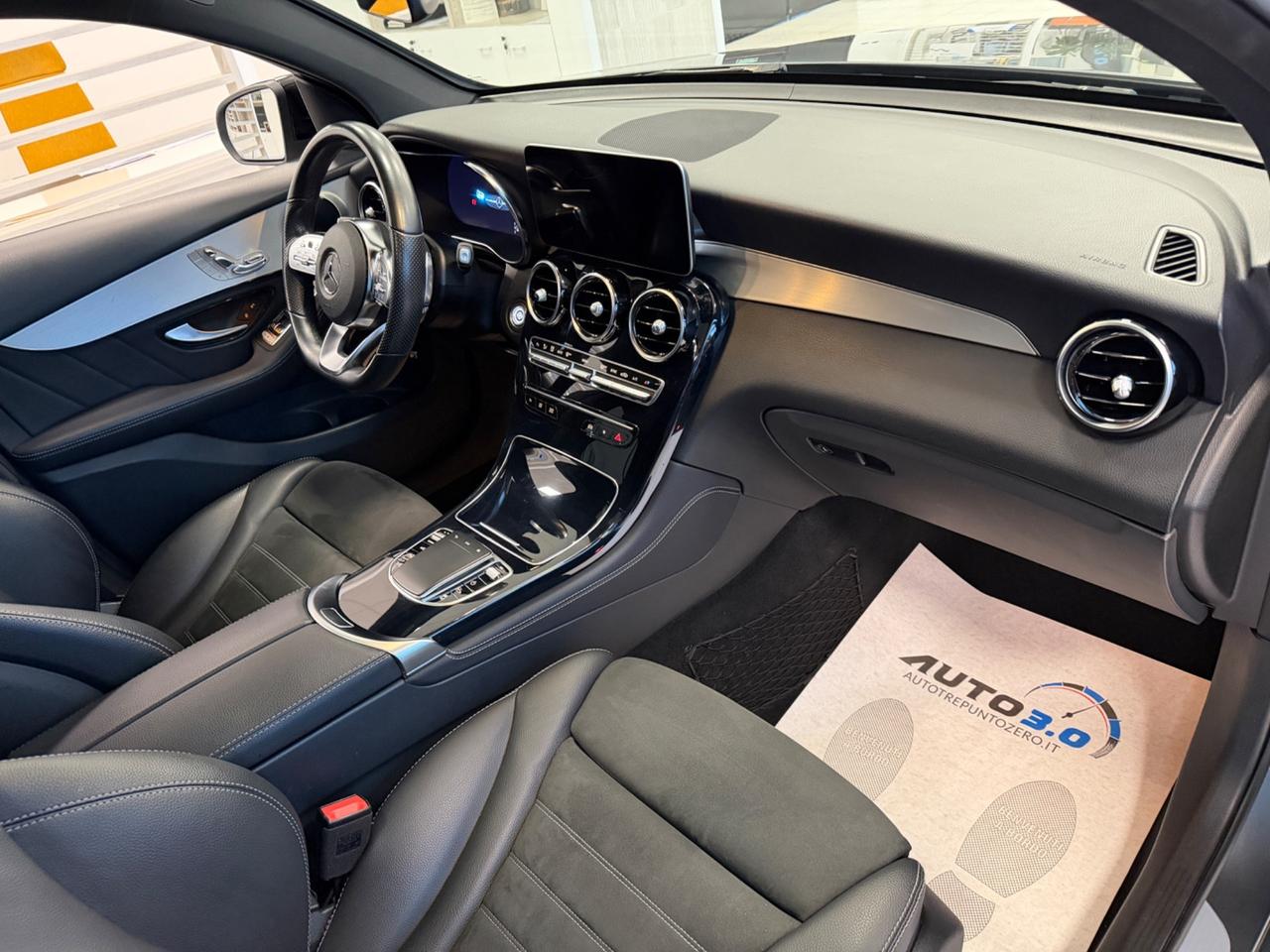 Mercedes-benz GLC 300 4Matic EQ-Boost Coupé Premium AMG
