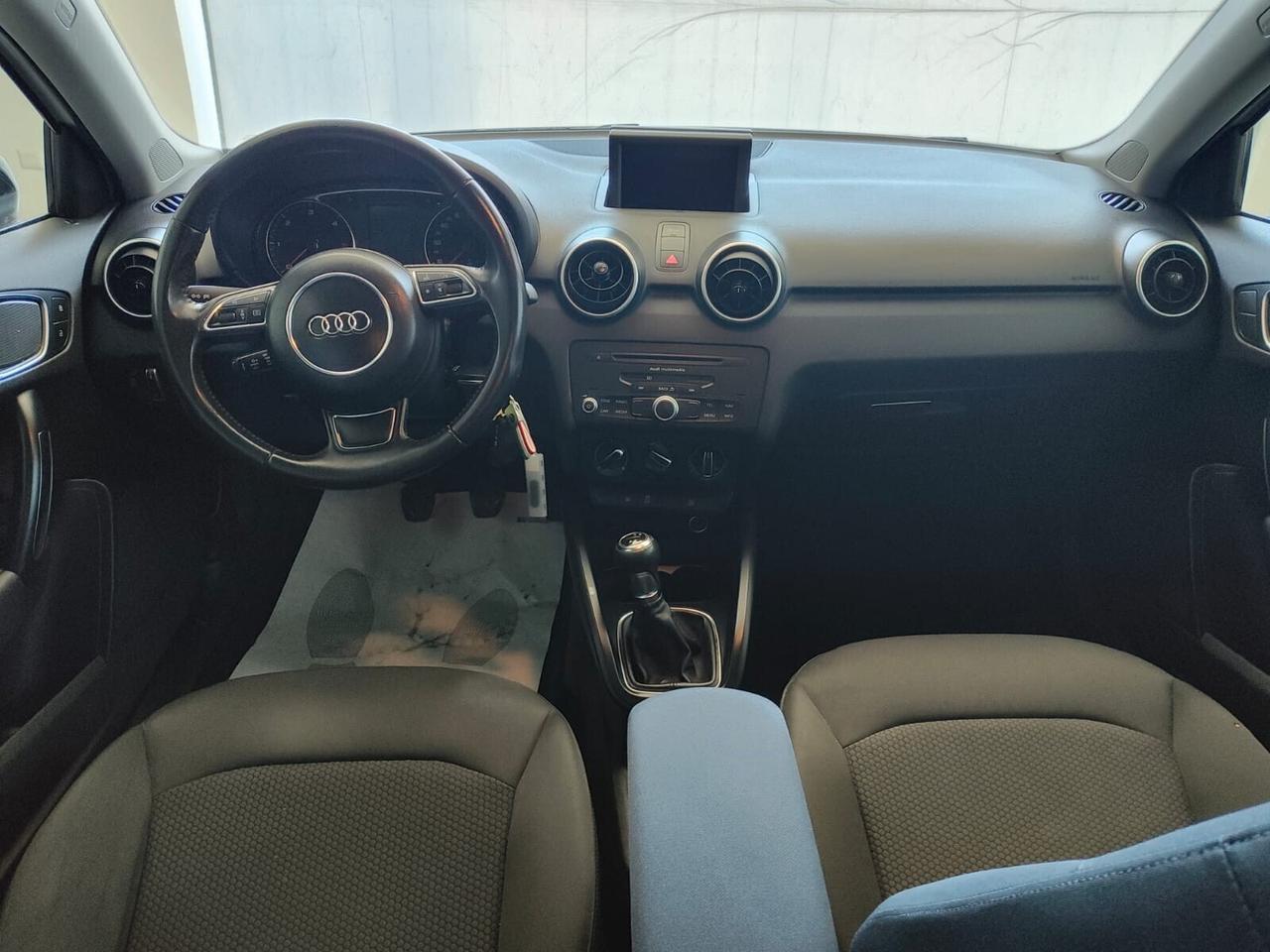 Audi A1 1.6 TDI S line edition
