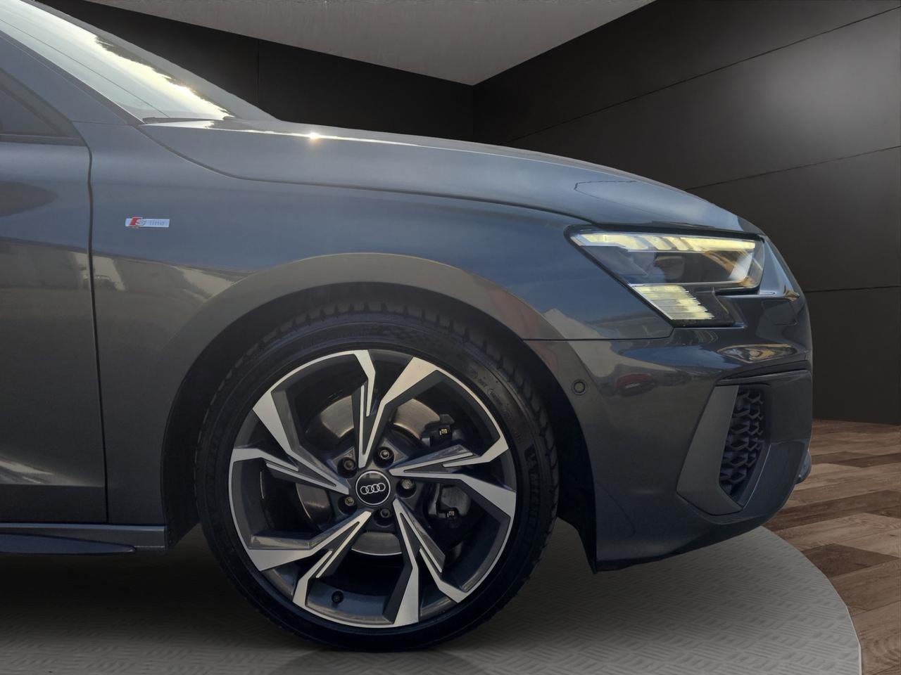 Audi A3 35 2.0 tdi S line Edition s-tronic