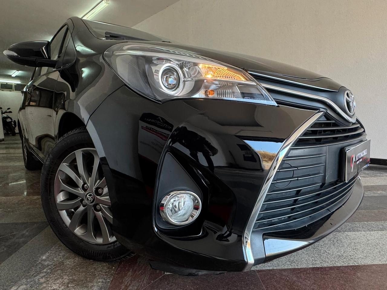 Toyota Yaris 1.0 5 porte Lounge