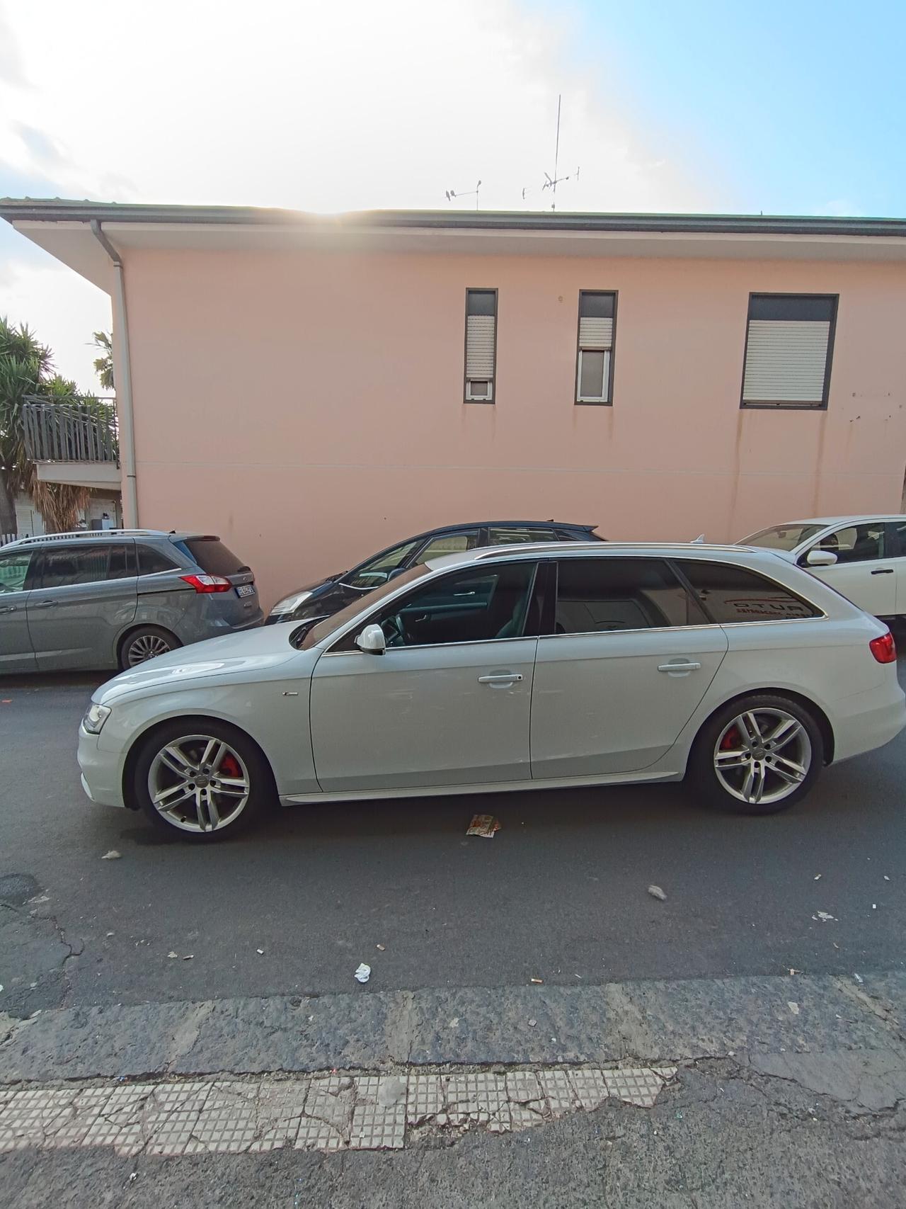 Audi A4 Avant 2.0 TDI 150 CV SLINE QUATTRO