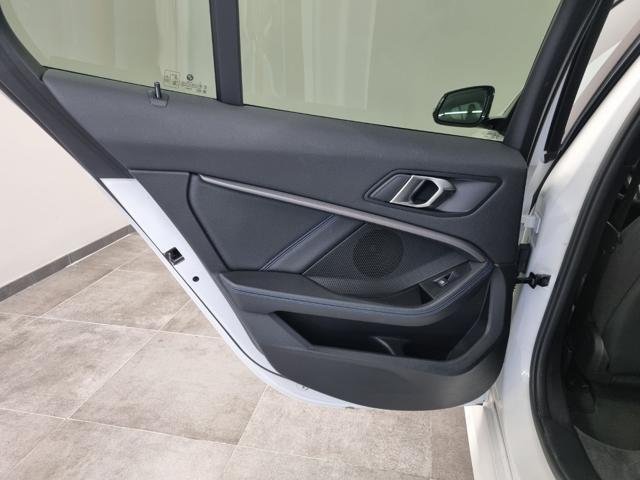 BMW 116 i 5p. Msport