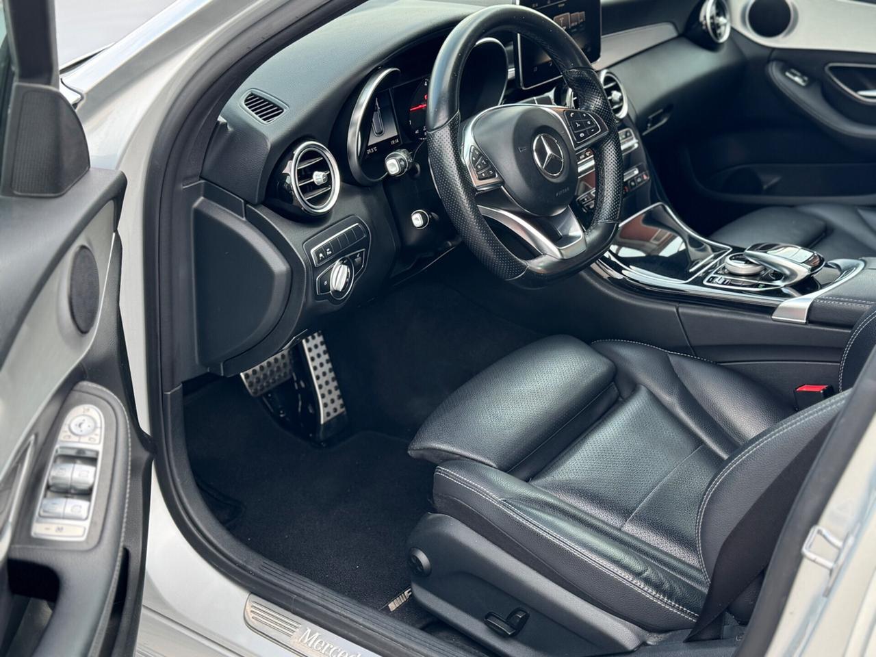 Mercedes-benz C 220 Premium AMG LINE !