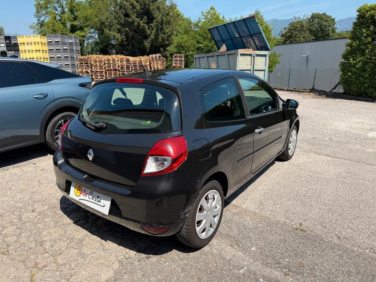 Renault Clio 1.2 16V 3 porte Confort