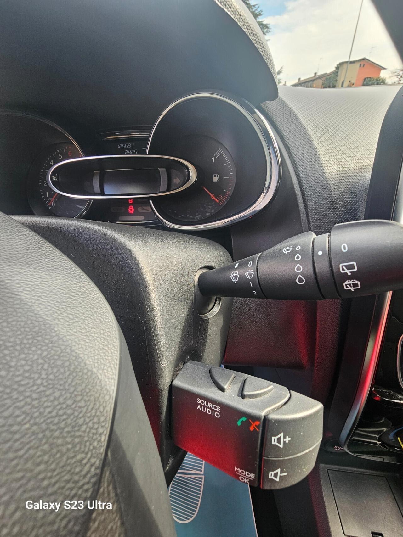 Renault Clio 1.2 75CV 5 porte Life