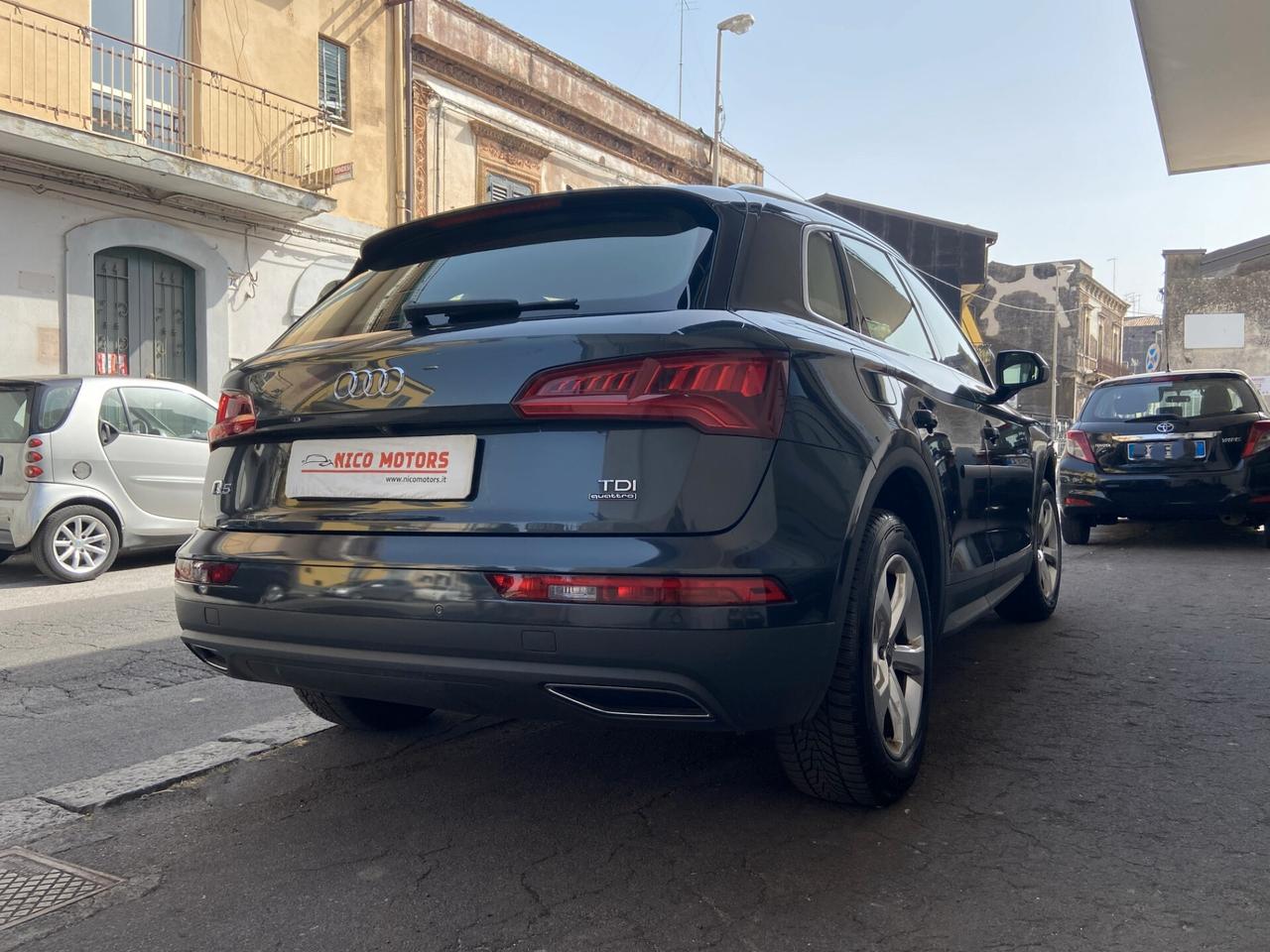 Audi Q5 2.0 TDI quattro S tronic Business