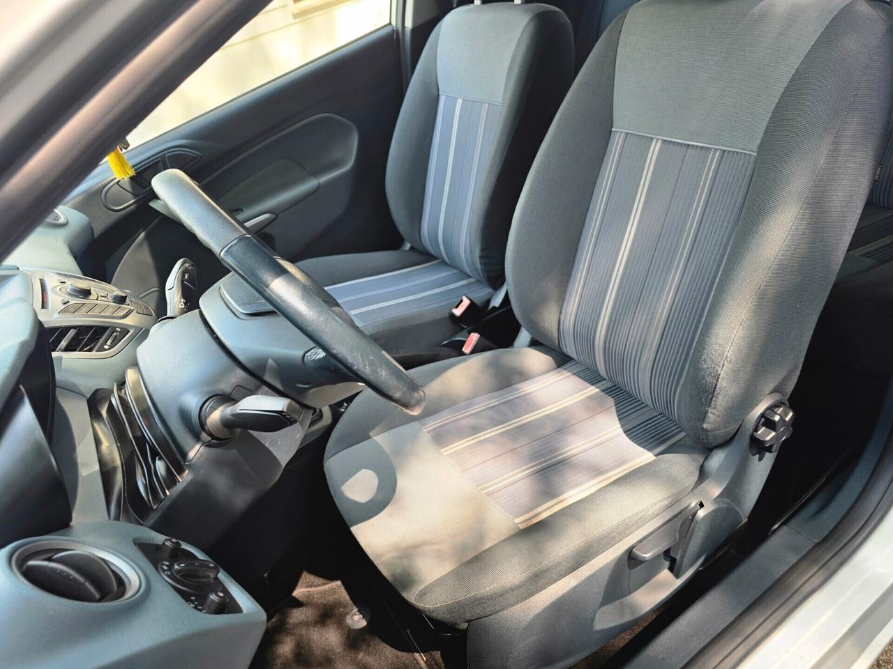 Ford Fiesta 1.2 82CV 3 porte Titanium - 2010