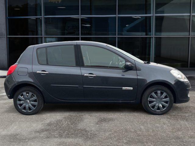RENAULT Clio 1.2 BENZ 75 5 porte Dynamique OK NEOPATENTATI