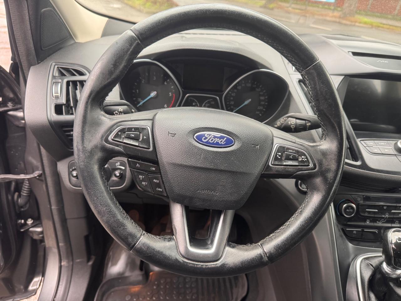 Ford Kuga 1.5 TDCI 120 CV 2WD ST-Line garanzia 12 m
