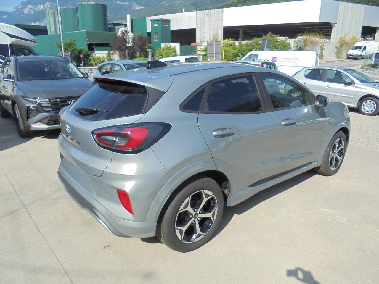 Ford Puma 1.0 EcoBoost Hybrid 125 CV S&S aut. ST-Line