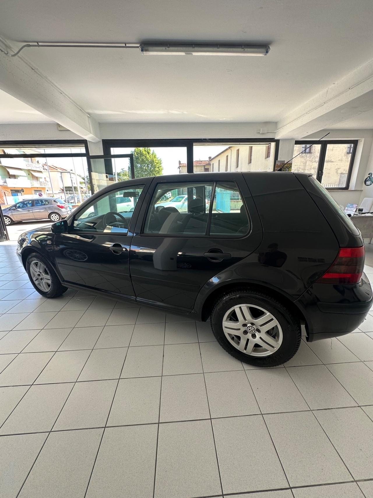 Volkswagen Golf 1.9 TDI 5p. Trendline