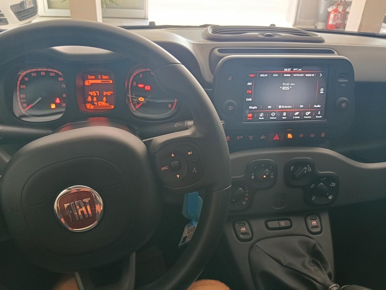 Fiat Panda Hybrid city life
