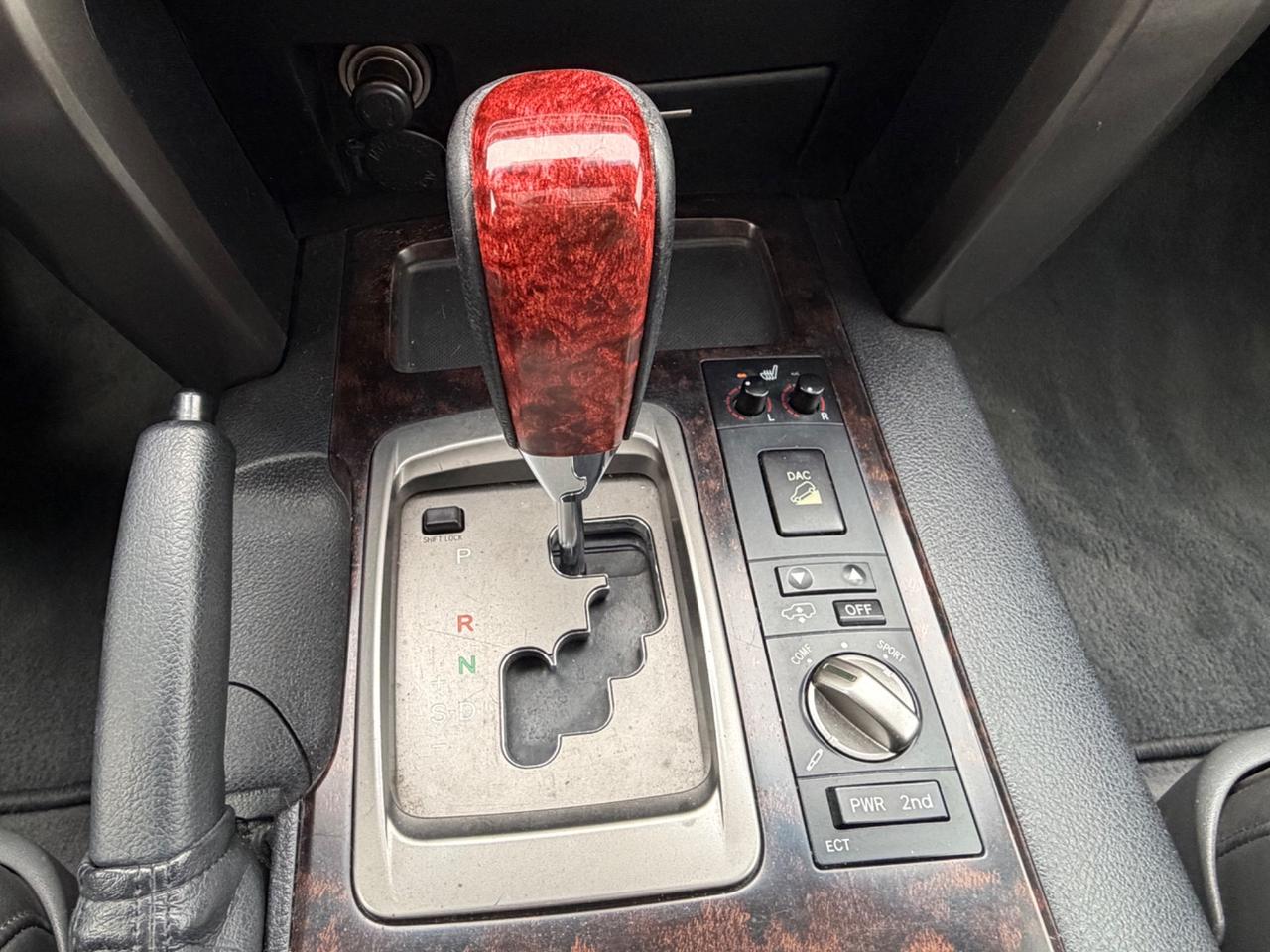 Toyota Land Cruiser 200 V8 4.5 7 p. MOTORE NUOVO !