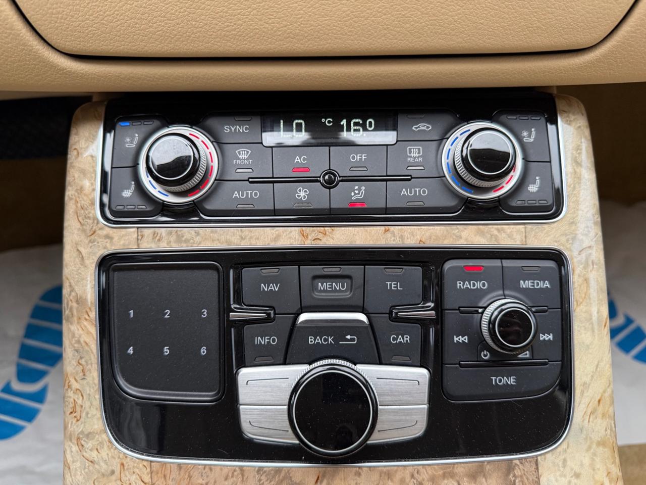 Audi A8 4.2 V8 TDI quattro tiptronic -