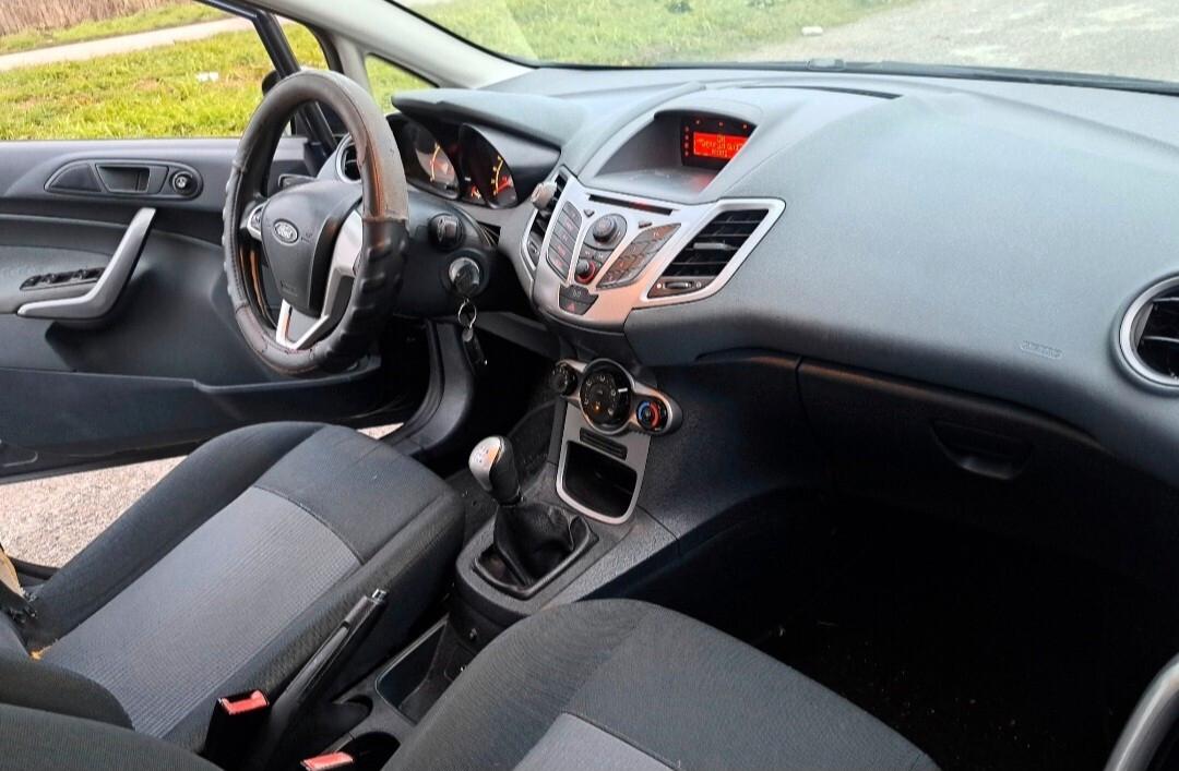 Ford Fiesta 1.2 82 CV 5 porte Titanium