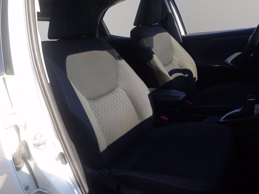 TOYOTA Yaris 1.5h active del 2021