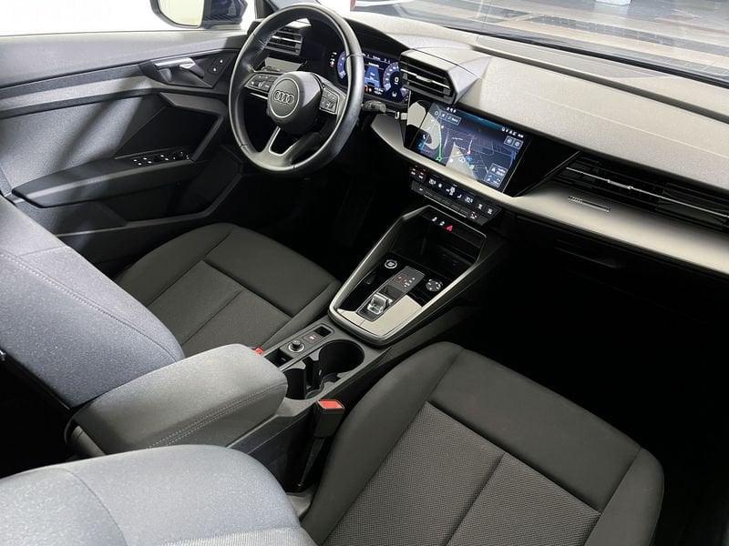 Audi A3 Sportback 30 g-tron S tronic Business