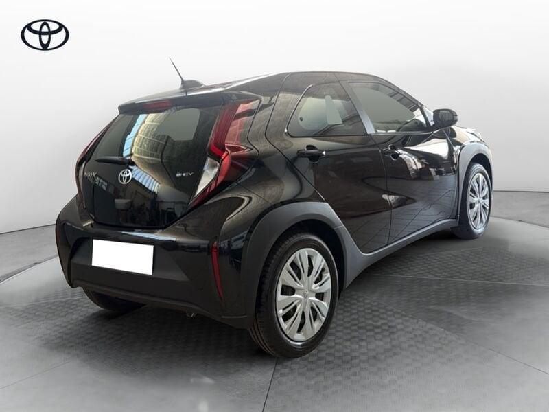 Toyota Aygo X 1.5 HYBRID 115 CVT