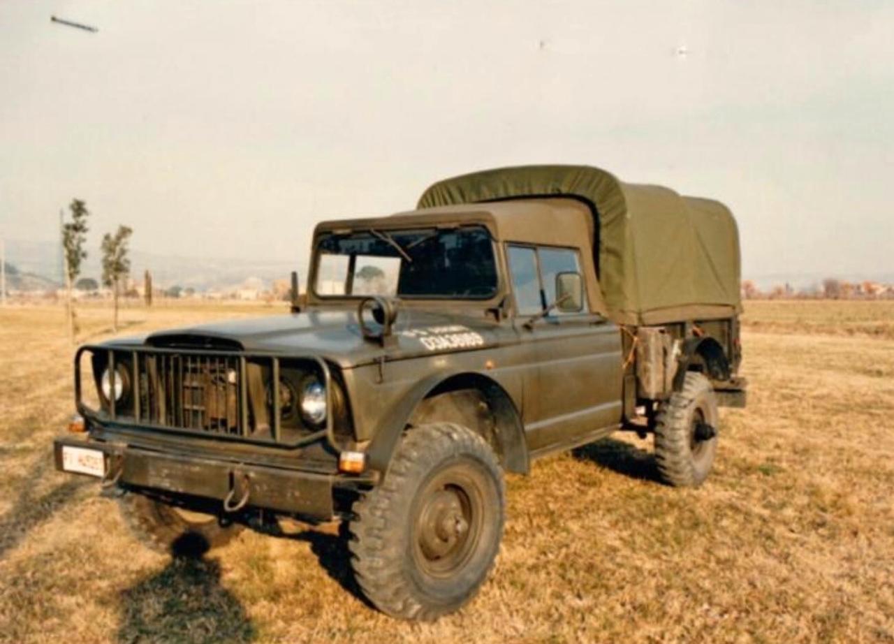 Jeep Kaiser M715