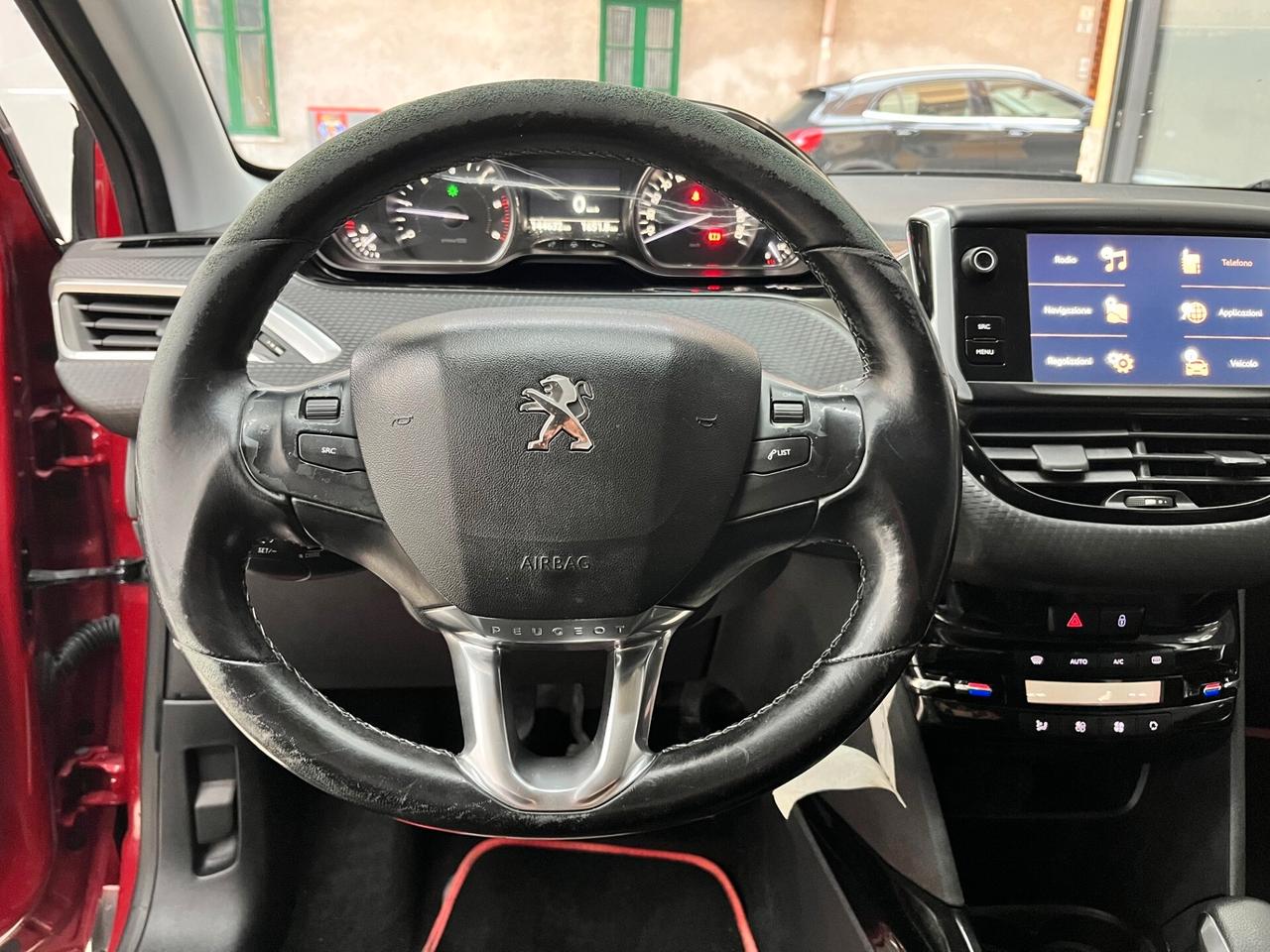 Peugeot 2008 BlueHDi 100 Allure - 2018