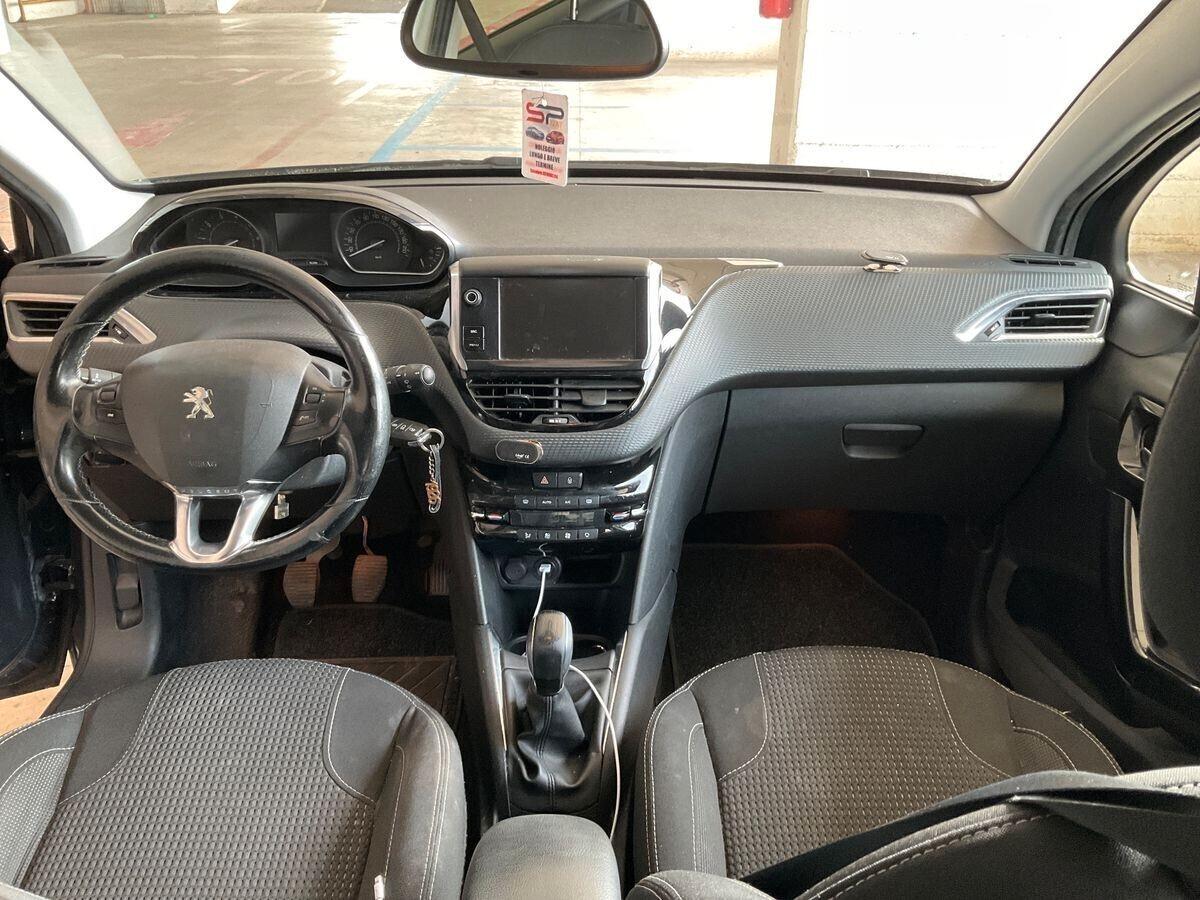 Peugeot 208 PureTech 82 5p. GPL Allure