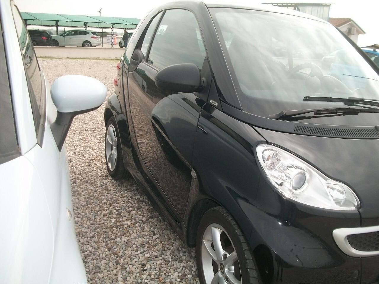 Smart ForTwo 800 40 kW coupé teen cdi special edition CANBIO AUTOMATICO E SEQUENZIALE,, E F1,, AL VOLANTE