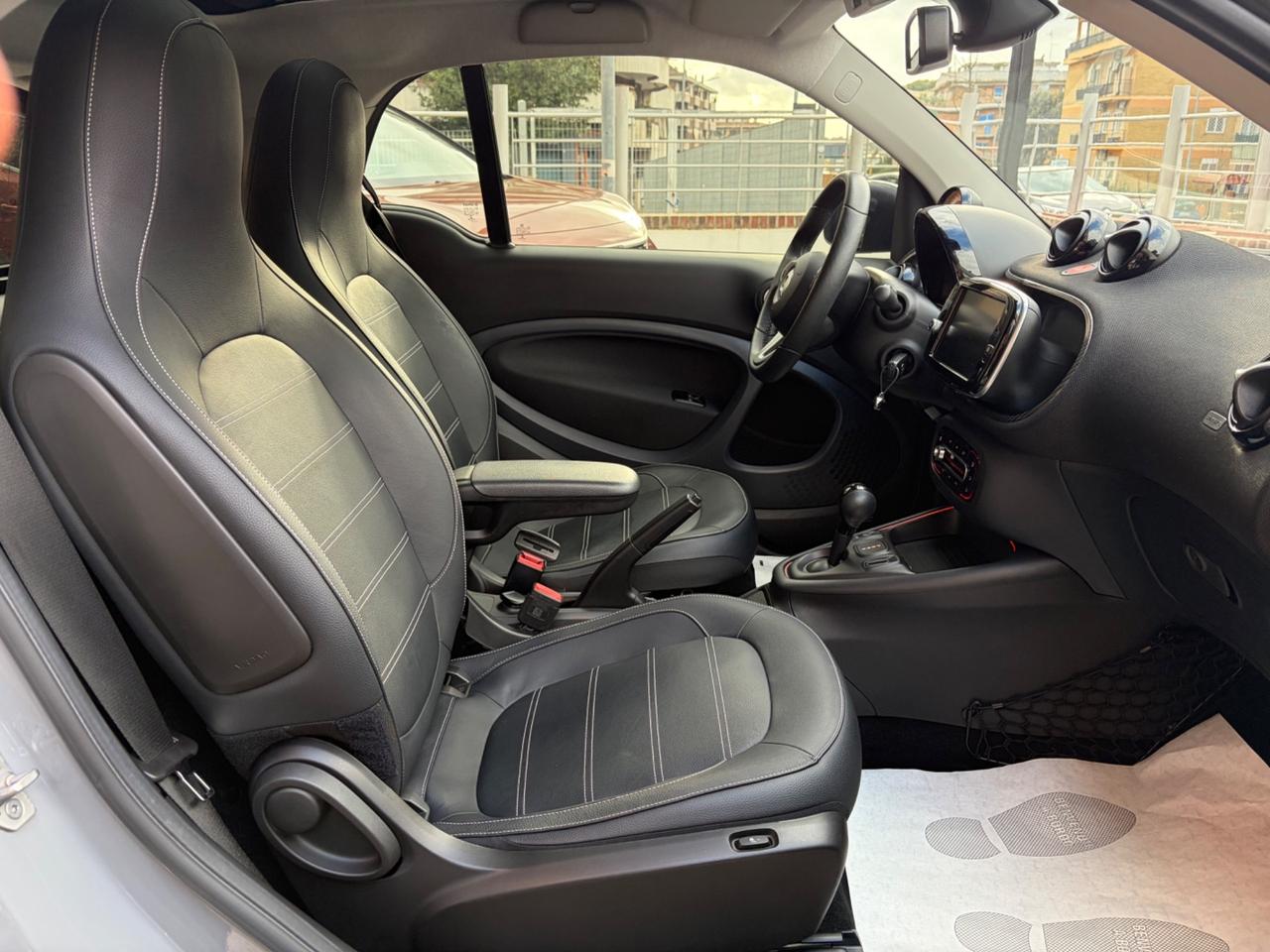 Smart ForTwo Eq Racingrey 22kw - Limited Edition !!