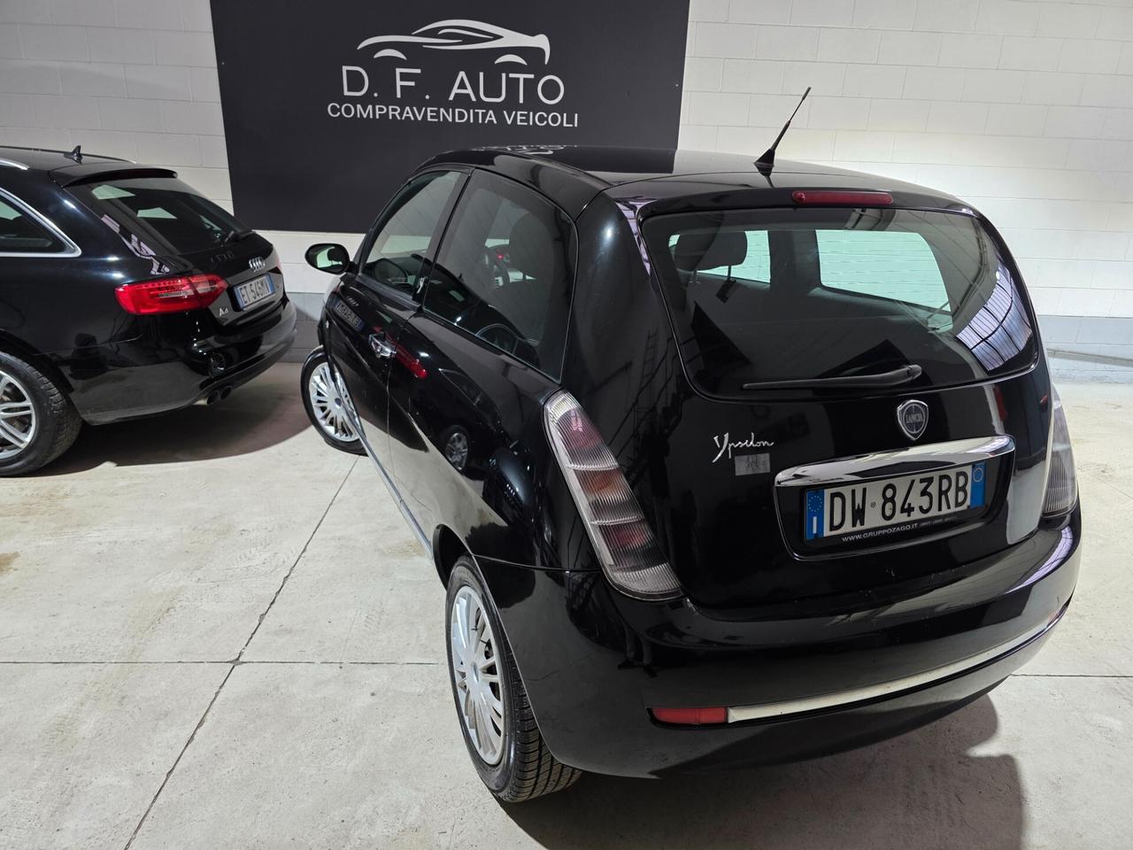Lancia Ypsilon 1.2 Argento