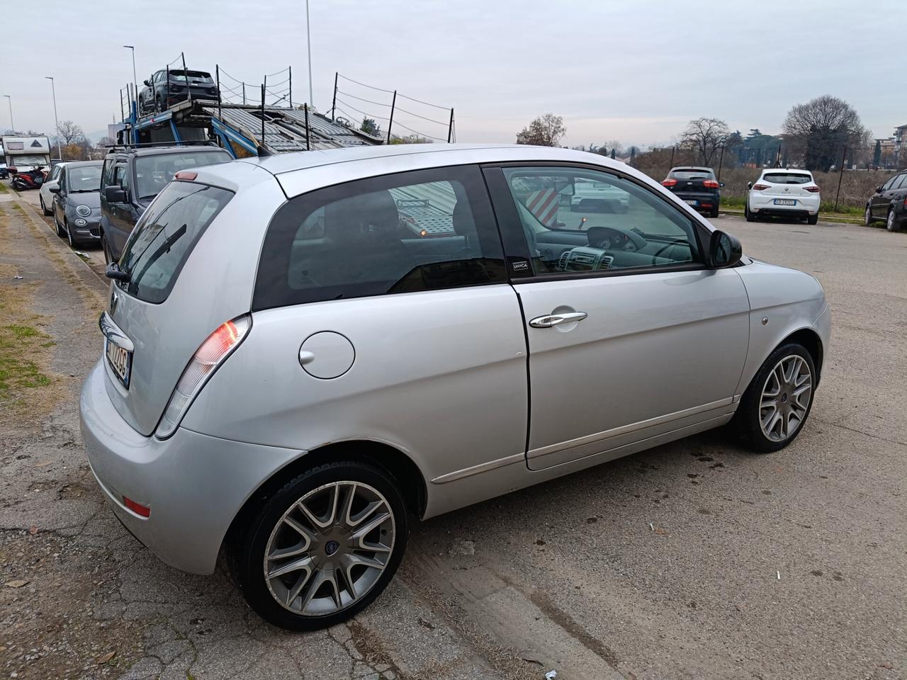 Lancia Ypsilon 1.4 Unyca Ecochic GPL