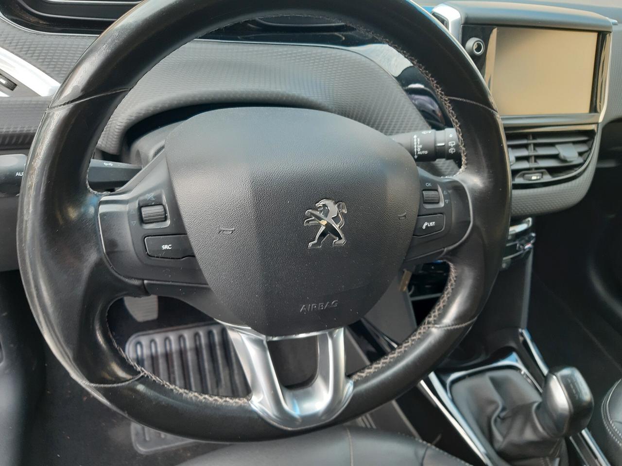 Peugeot 2008 BlueHDi 100 Allure
