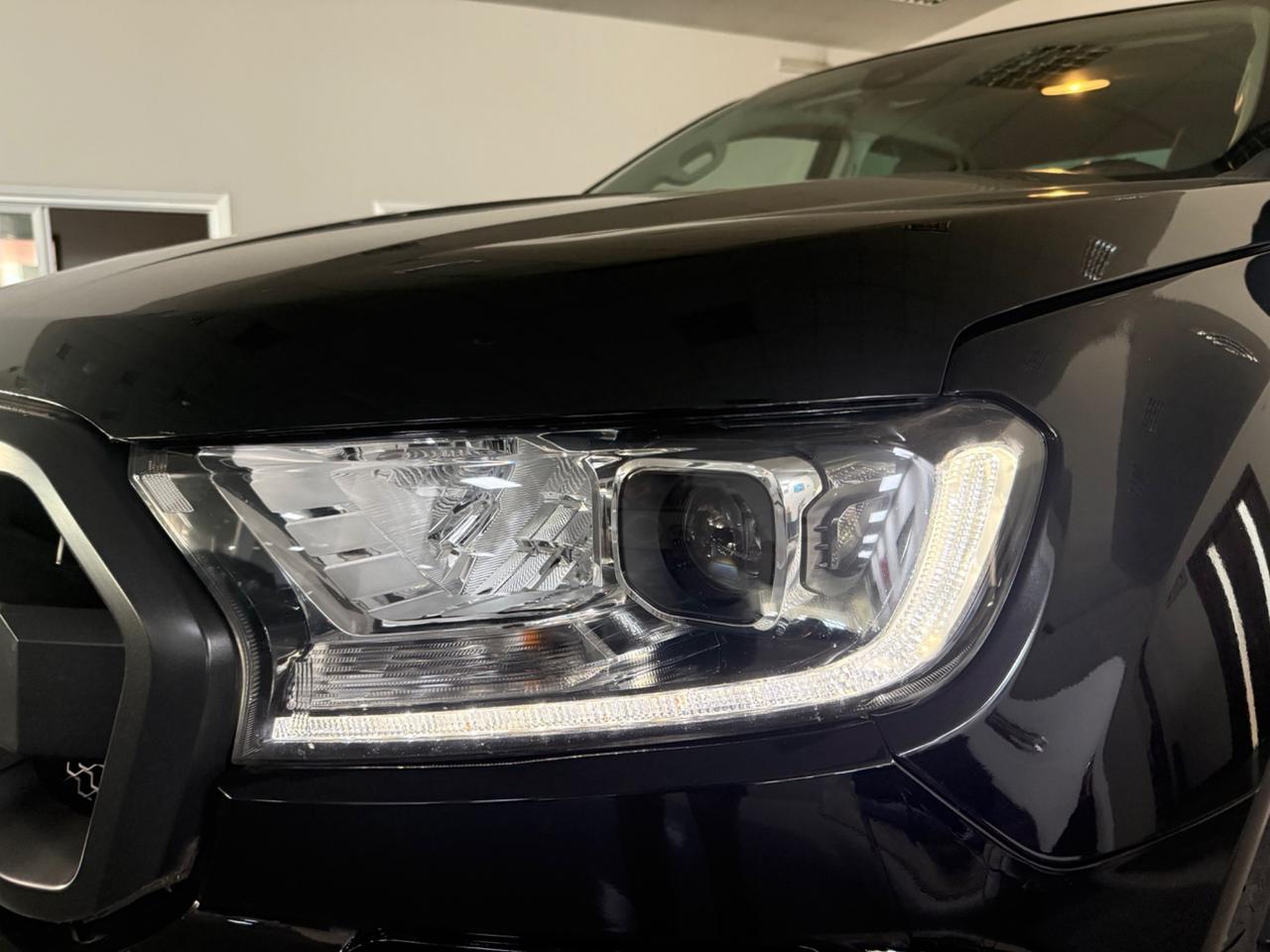 Ford Ranger 2.0 ECOBLUE DC Limited 5 posti