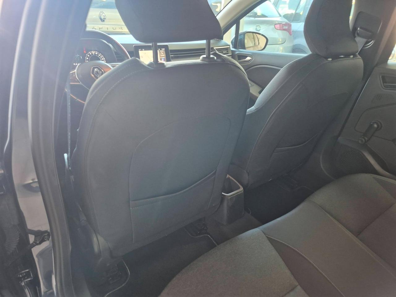 Renault Clio TCe 90 CV 5 porte IVA ESPOSTA