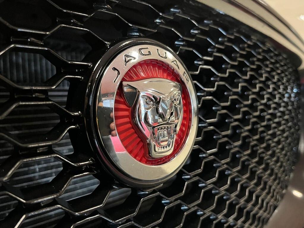Jaguar F-Pace 2.0 D 180 CV AWD R-Sport